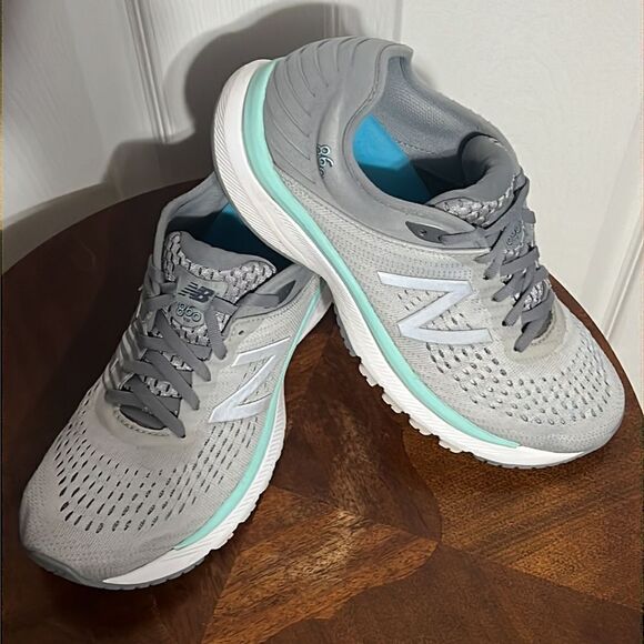 🔥🔥 NEW BALANCE 860 V10 Running Shoes - Silver/Mint - Women Sz 9.5 - EXCELLENT - Picture 3 of 12